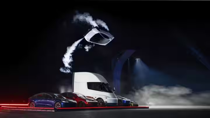 Tesla Unveils New Roadster That Flips in Midair, Claims 0–60 MPH in Under One Second as Pricing Details Emerge — inline image 1